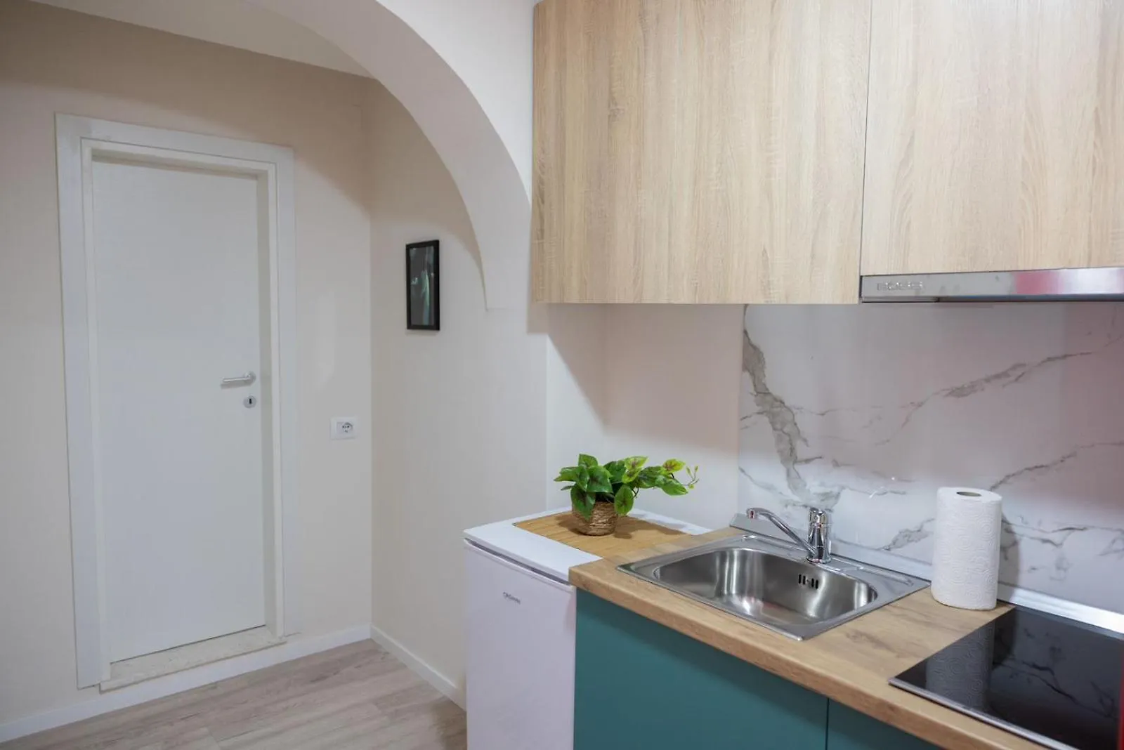 Three Doors Apartments Tirana